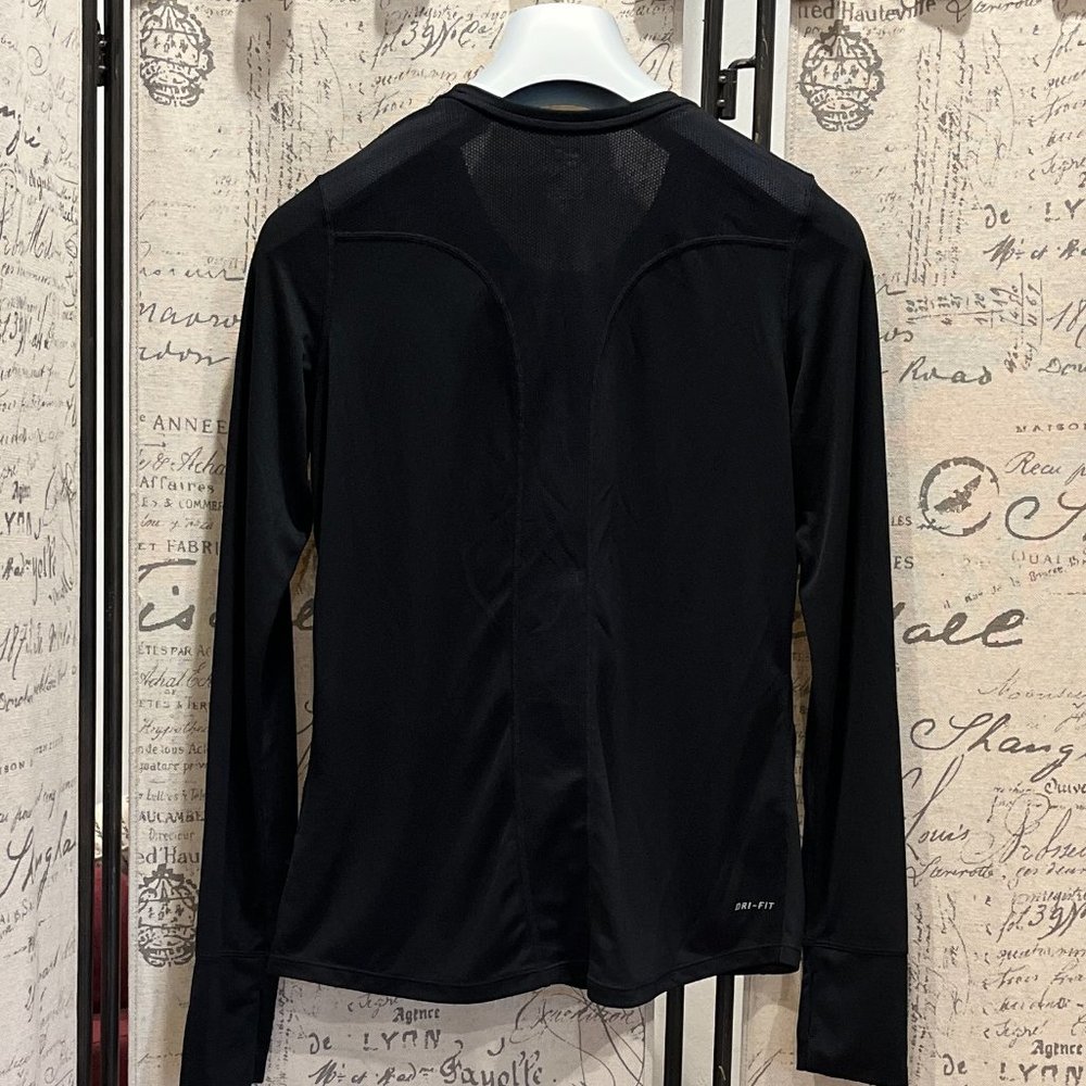 Nike Women's Running Long Sleeve Dry Fit - Picture 2 of 8